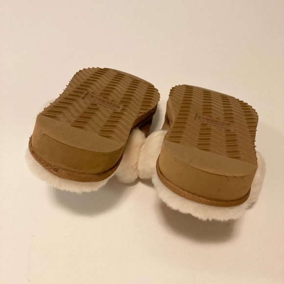 Fireside Tan White Sheepskin Leather Winter Slippers size 9.5 - Picture 14 of 15